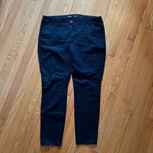 Old Navy Chinos - Black with stretch - size 14 - NWT